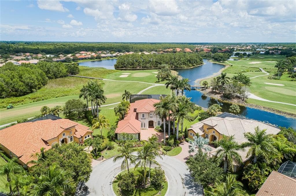 9012 Medinah CT NAPLES, FL 34113
