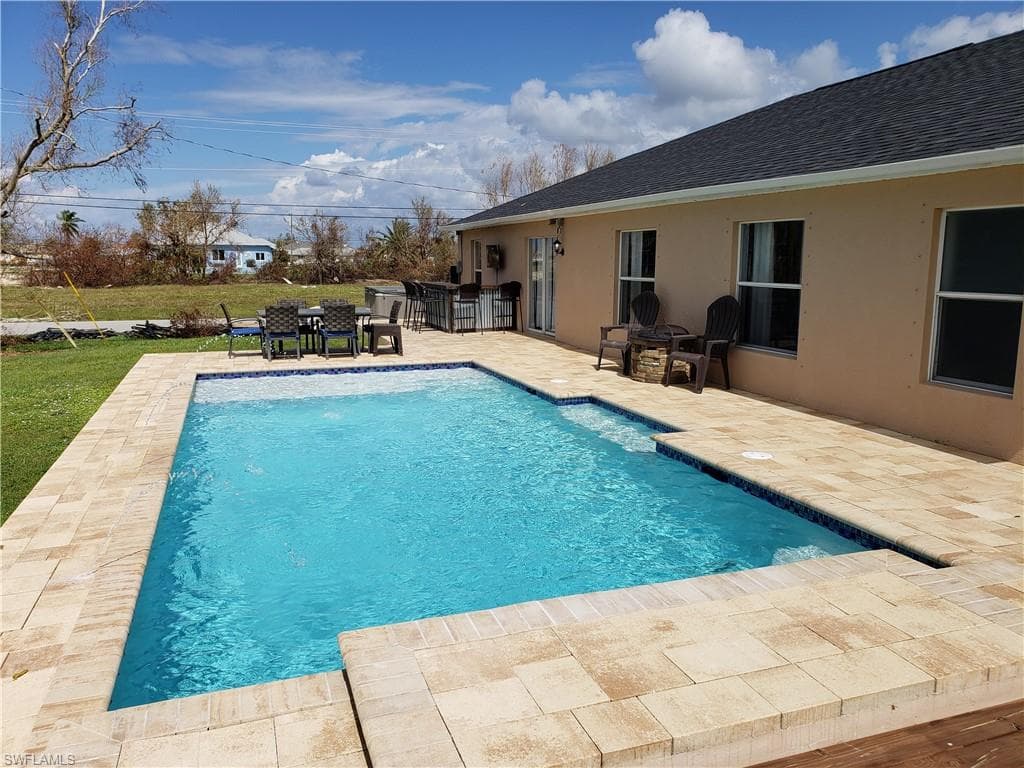 514 NE 1st AVE CAPE CORAL, FL 33909