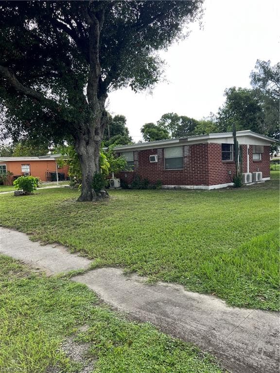 529 W Alverdez AVE CLEWISTON, FL 33440