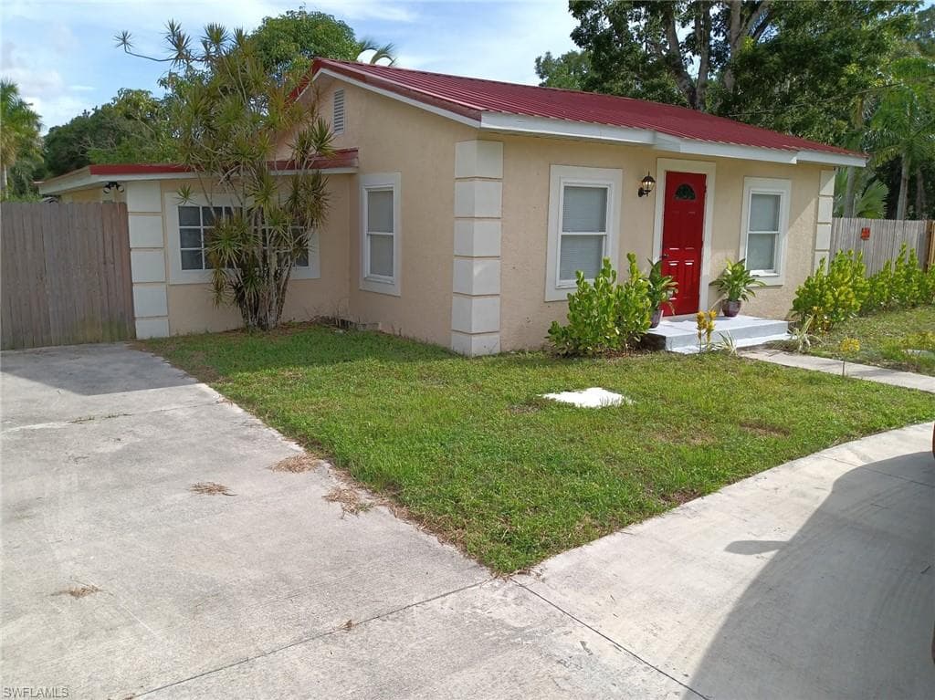 4248 Scott AVE FORT MYERS, FL 33905