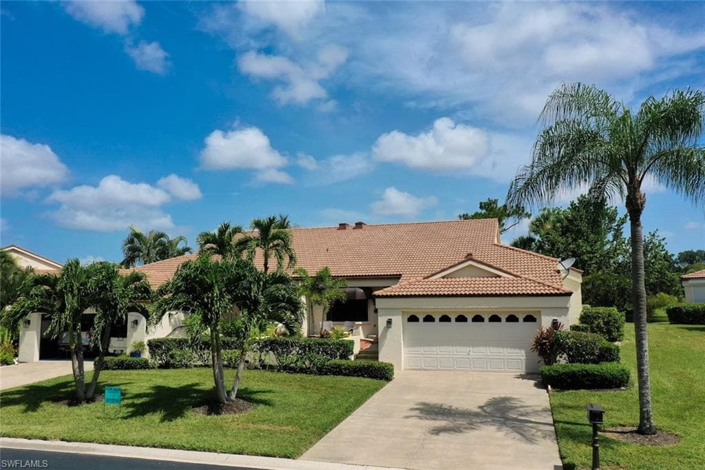 6063 Forest Villas CIR FORT MYERS, FL 33908