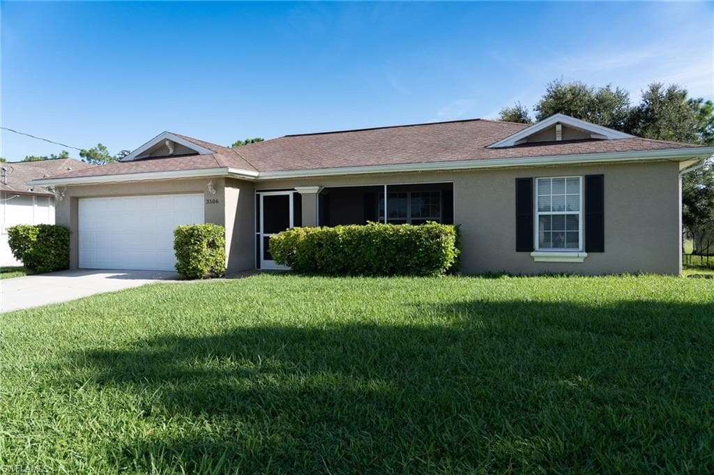 3506 38th ST SW LEHIGH ACRES, FL 33976