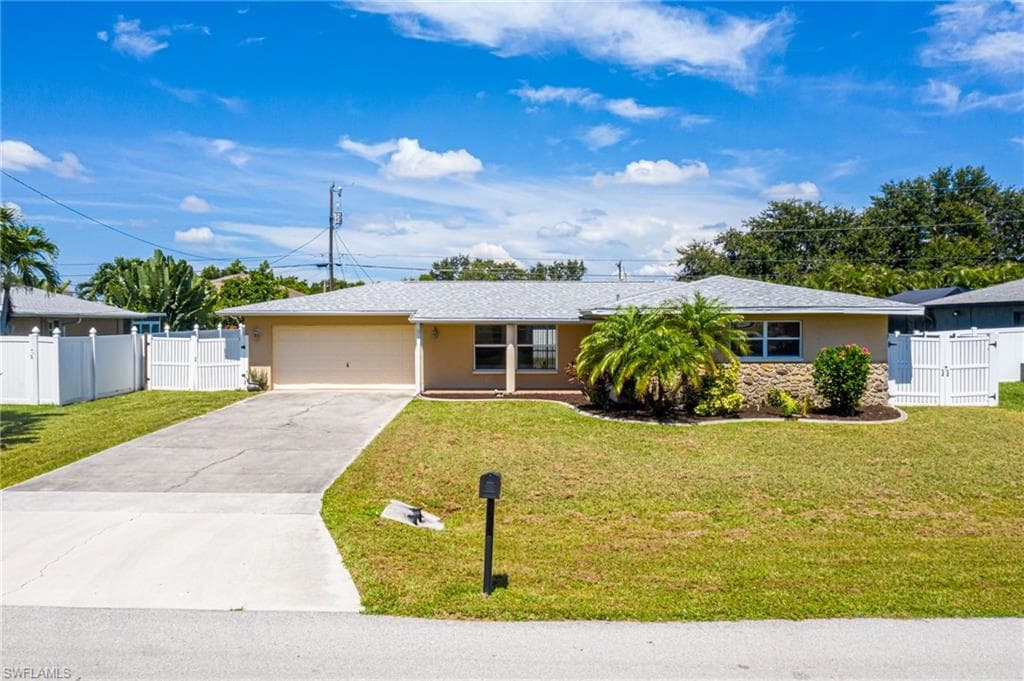 110 NE 17th AVE CAPE CORAL, FL 33909