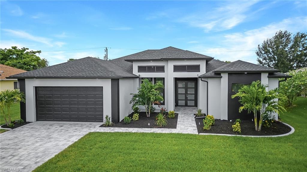 1504 SW 28th TER CAPE CORAL, FL 33914