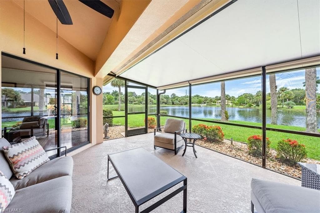 1368 Park Lake DR 24-L NAPLES, FL 34110