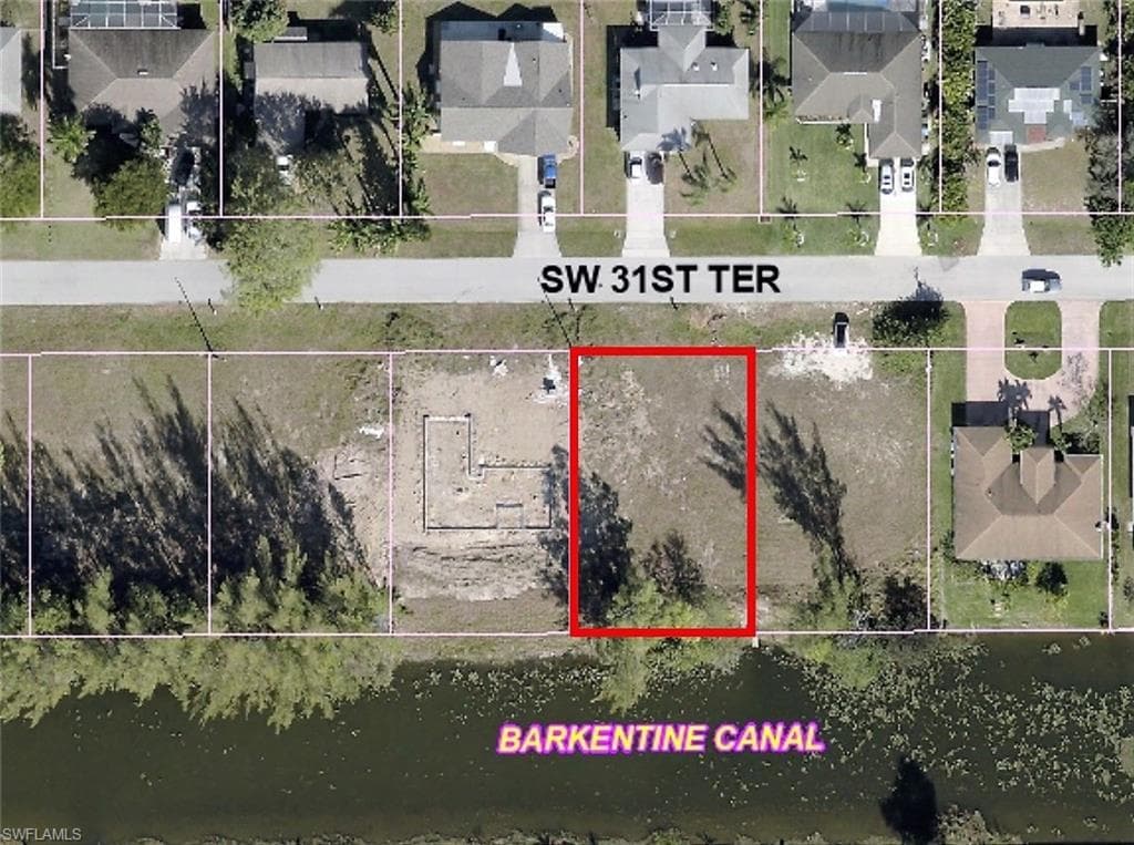 818 SW 31st TER CAPE CORAL, FL 33914