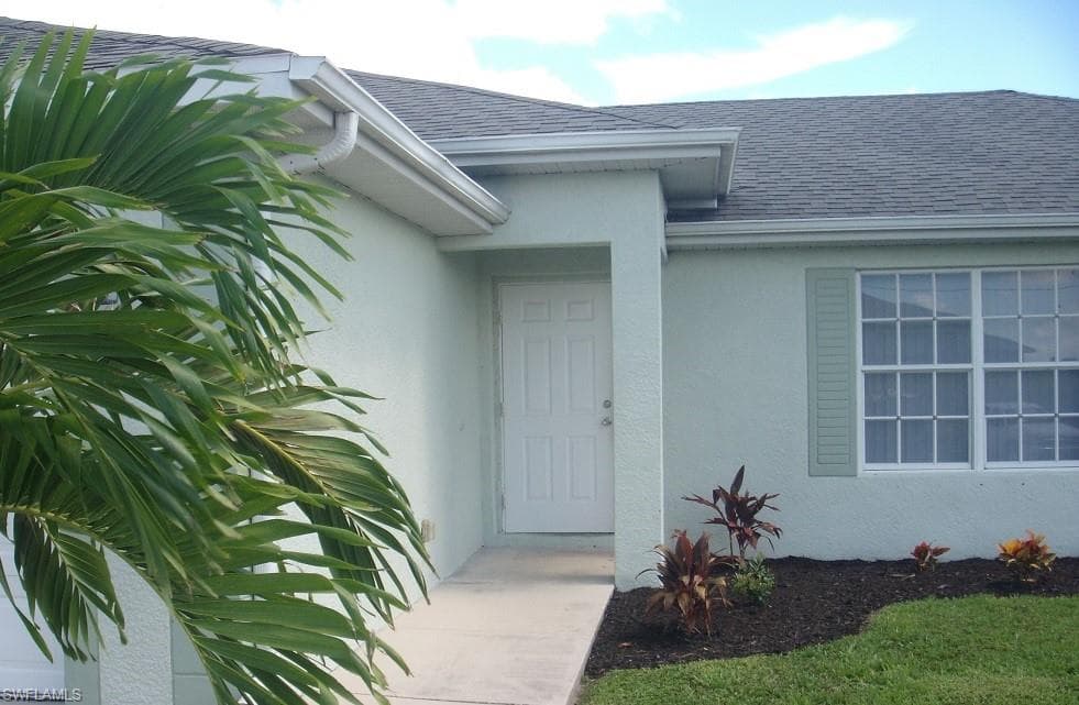 107 NE 15th TER CAPE CORAL, FL 33909