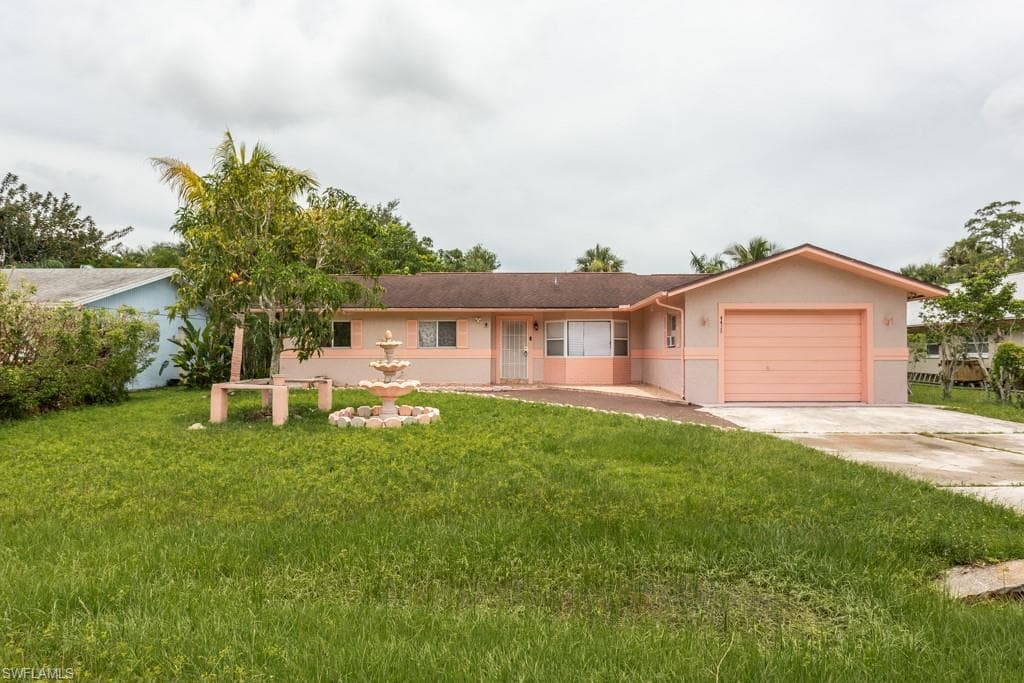 4420 Robin AVE NAPLES, FL 34104