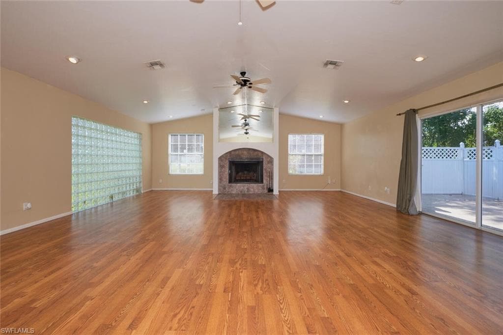 2105 NE 9th AVE CAPE CORAL, FL 33909
