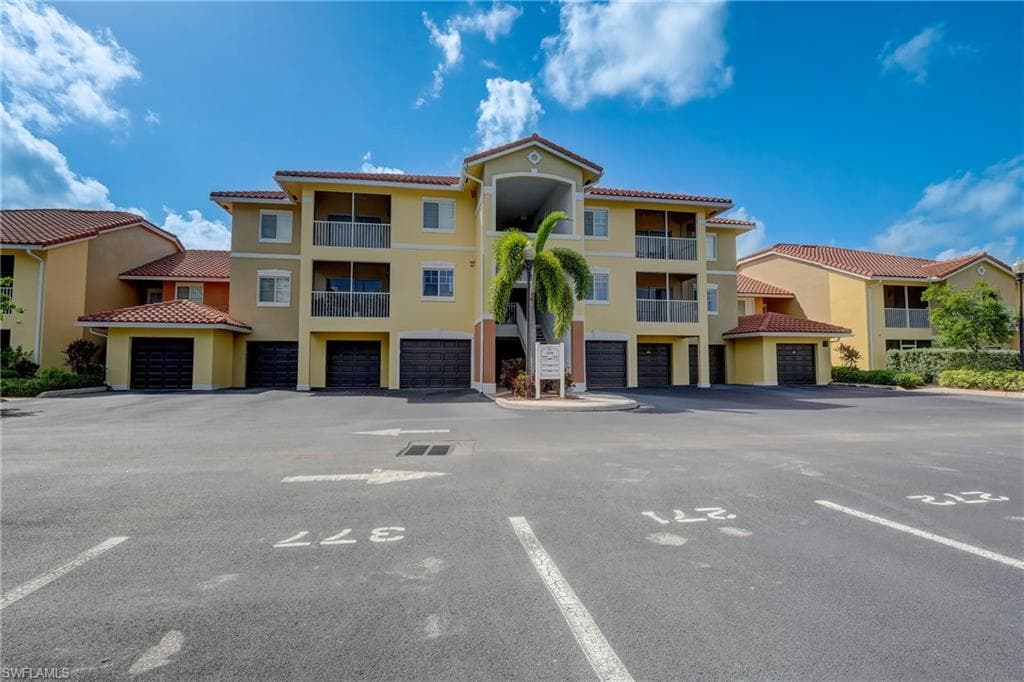 13180 Bella Casa CIR 273 FORT MYERS, FL 33966
