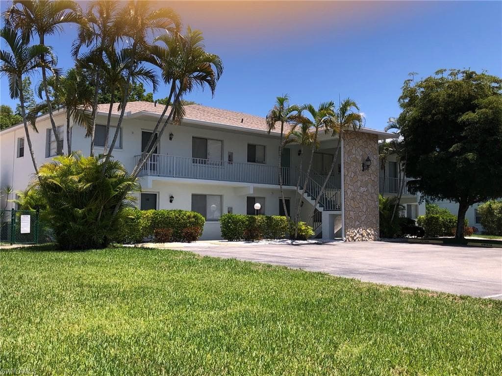 215 SE 15th PL 209 CAPE CORAL, FL 33990