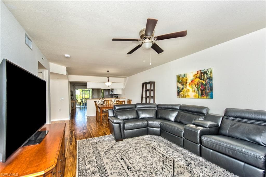 4935 Sandra Bay DR 104 NAPLES, FL 34109