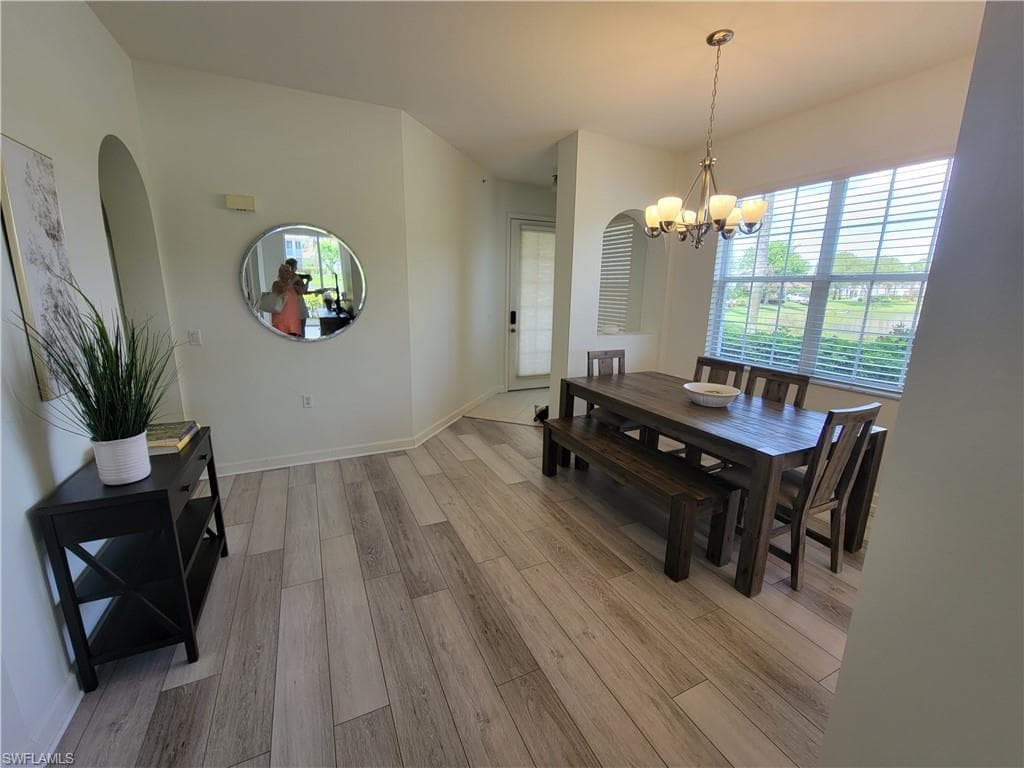 3062 Driftwood WAY 4301 NAPLES, FL 34109