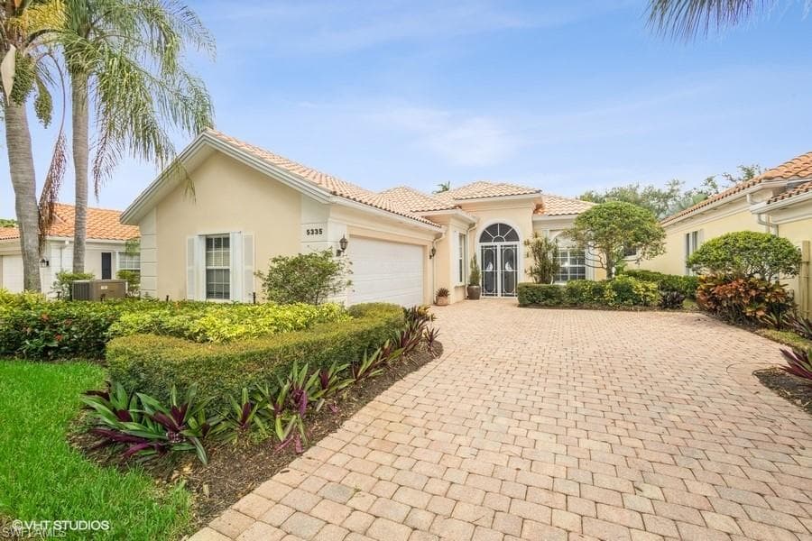 5335 Hawkesbury WAY NAPLES, FL 34119