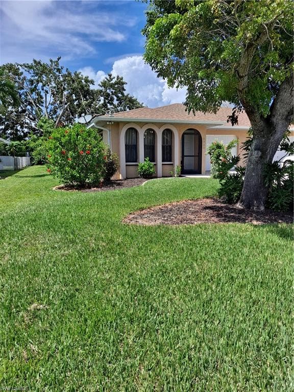 1025 SE 39th TER CAPE CORAL, FL 33904