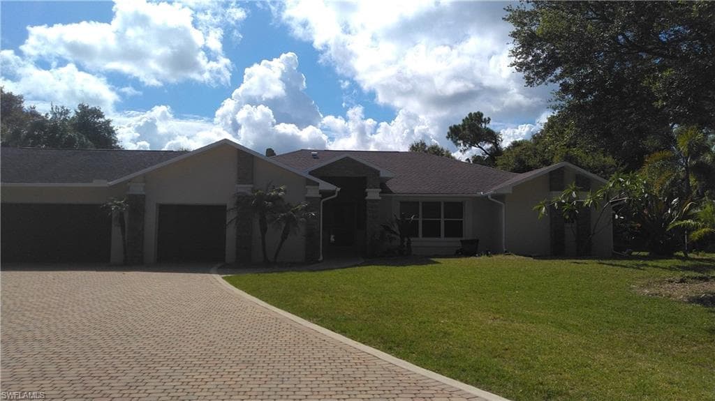 326 Jackson AVE LEHIGH ACRES, FL 33936