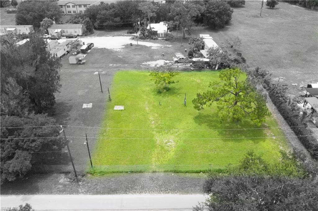 607 N 10th ST IMMOKALEE, FL 34142