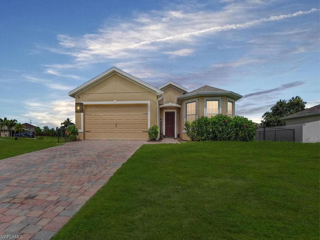 1007 NW 5th PL CAPE CORAL, FL 33993