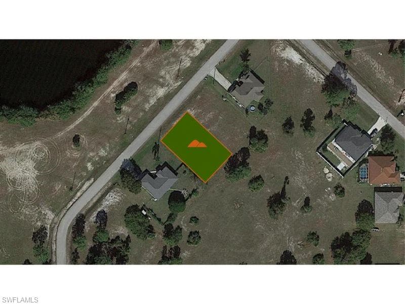 2327 28th AVE CAPE CORAL, FL 33993