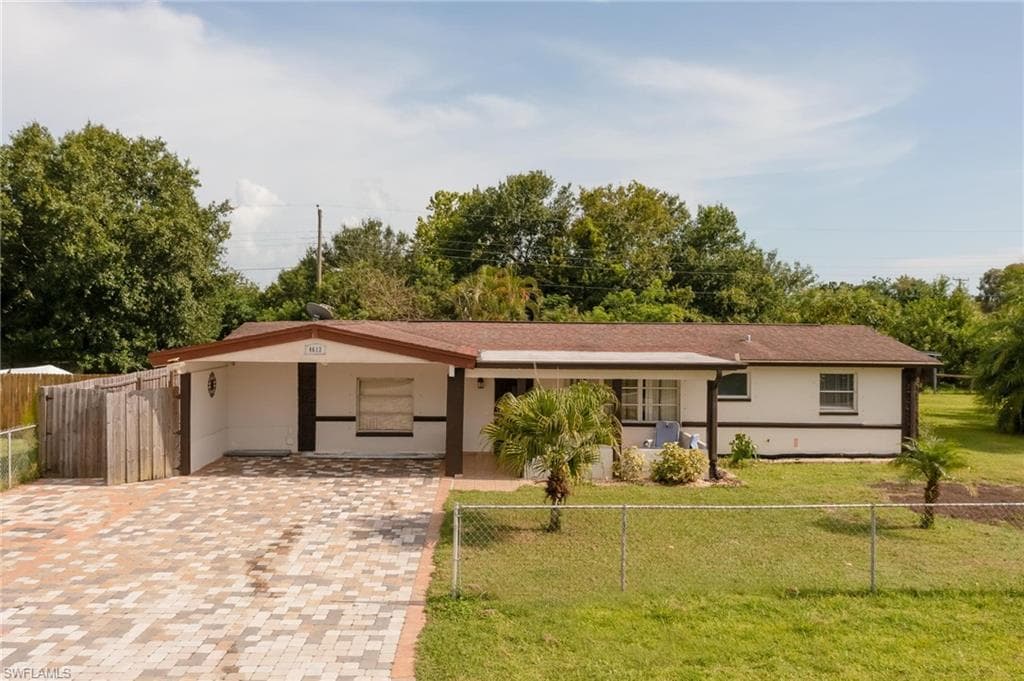 4613 Westwood DR PUNTA GORDA, FL 33982
