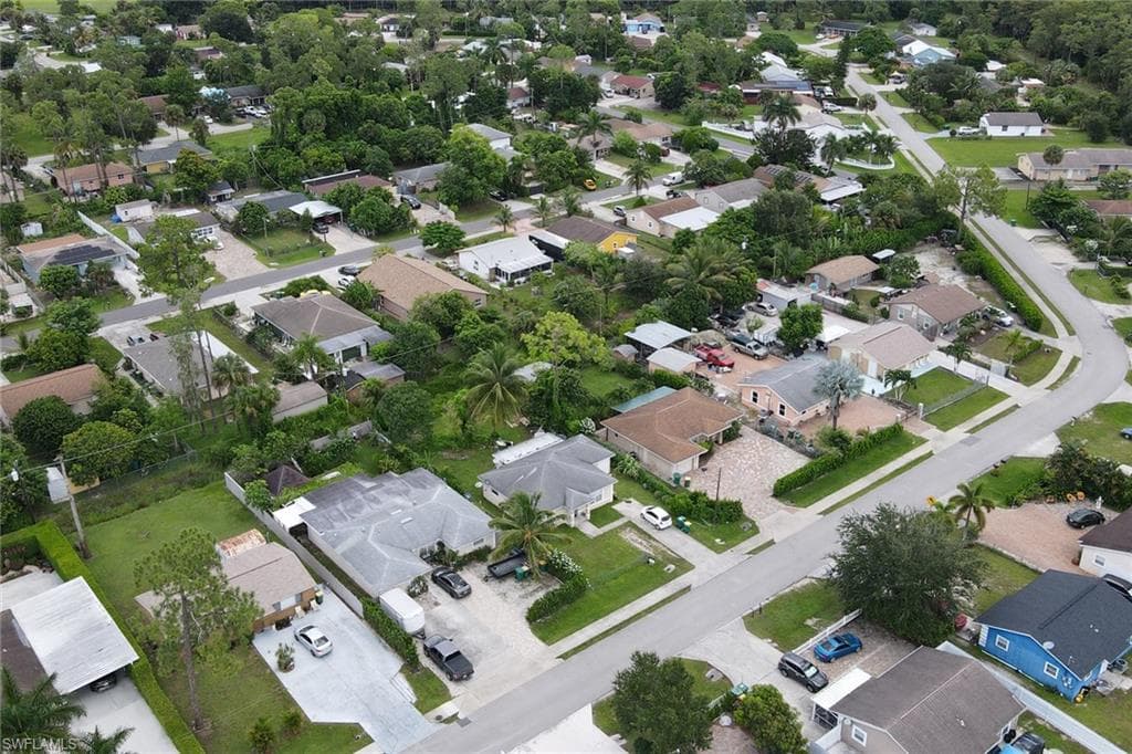5465 Hardee ST NAPLES, FL 34113