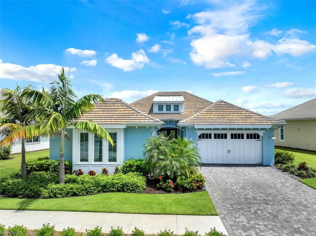 5771 Clarendon DR NAPLES, FL 34113
