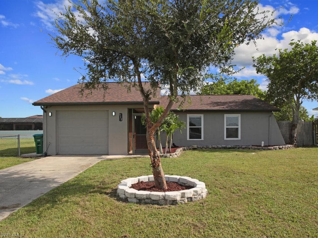 913 Diplomat E CAPE CORAL, FL 33909