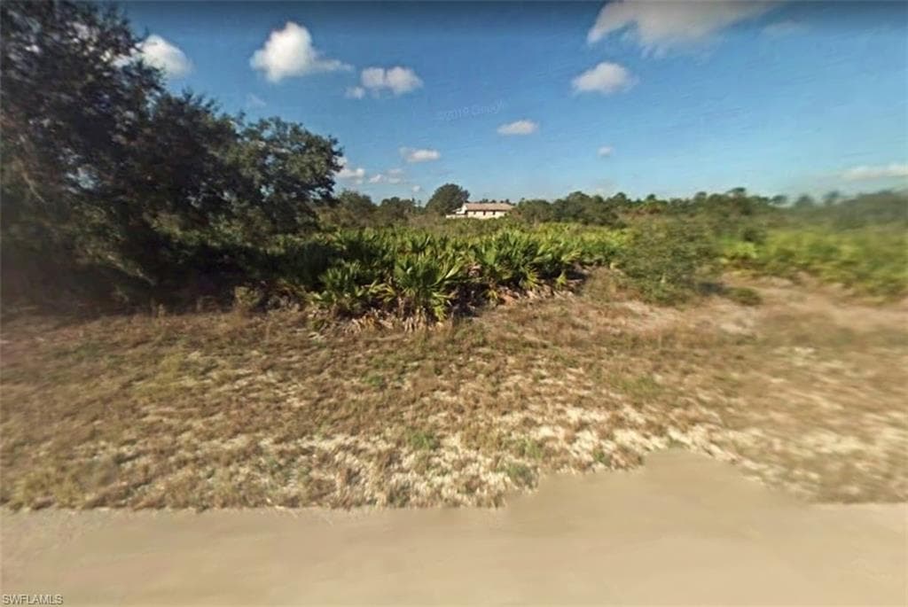 2307 Abbott AVE ALVA, FL 33920