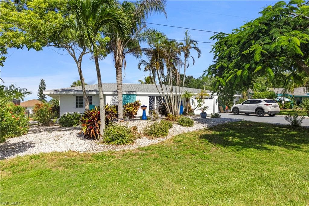 19022 Midway BLVD PORT CHARLOTTE, FL 33948
