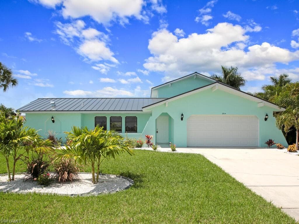 2214 Coral Point DR CAPE CORAL, FL 33990