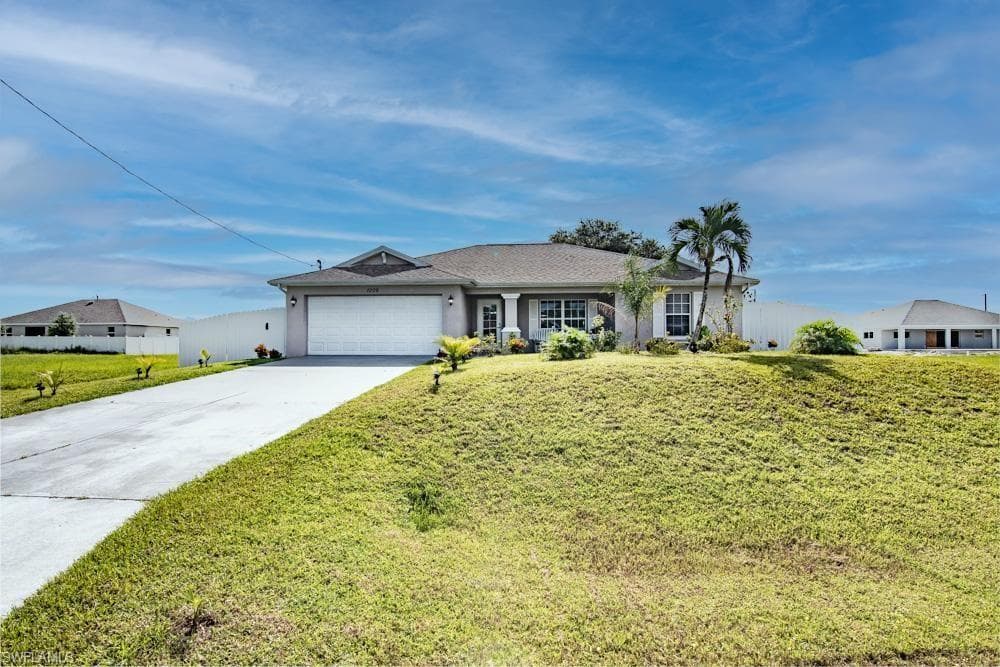 1009 NW 19th PL CAPE CORAL, FL 33993