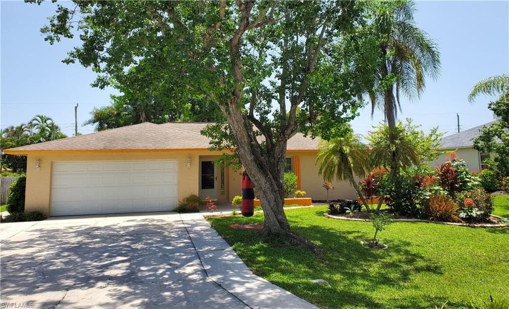234 SE 46th LN CAPE CORAL, FL 33904