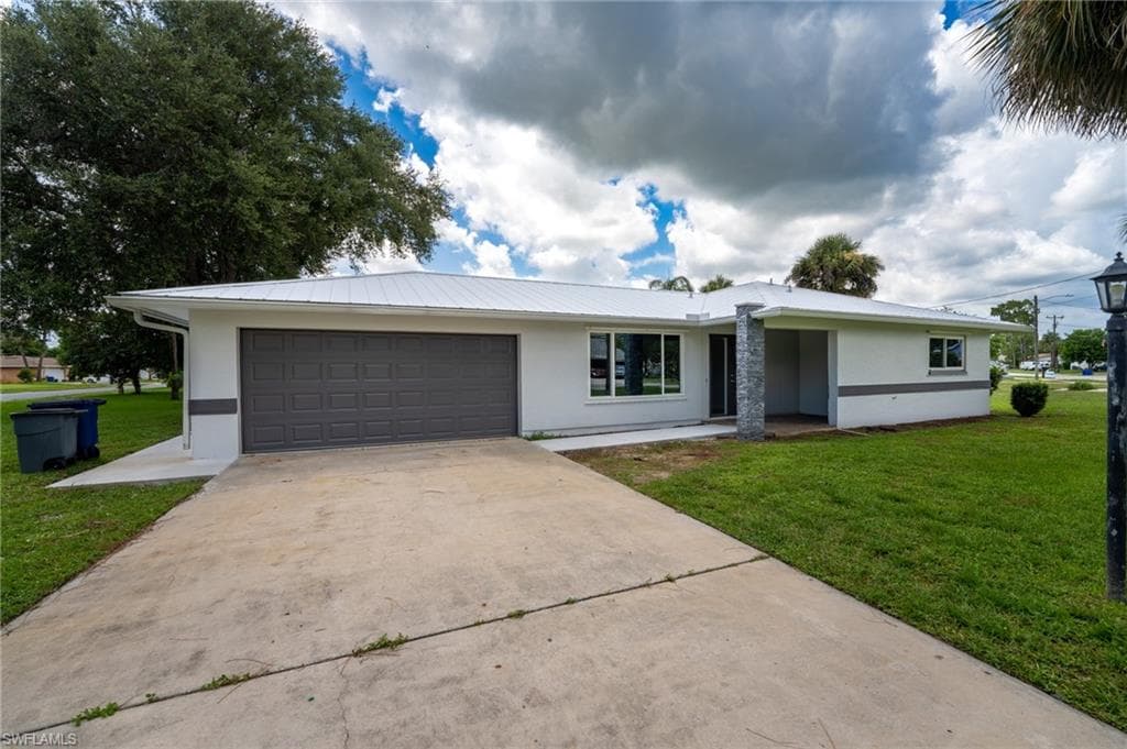 4335 Saint Clair AVE W NORTH FORT MYERS, FL 33903