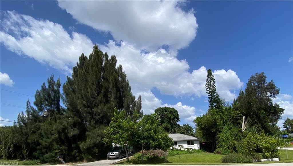 19235 Miami BLVD FORT MYERS, FL 33967