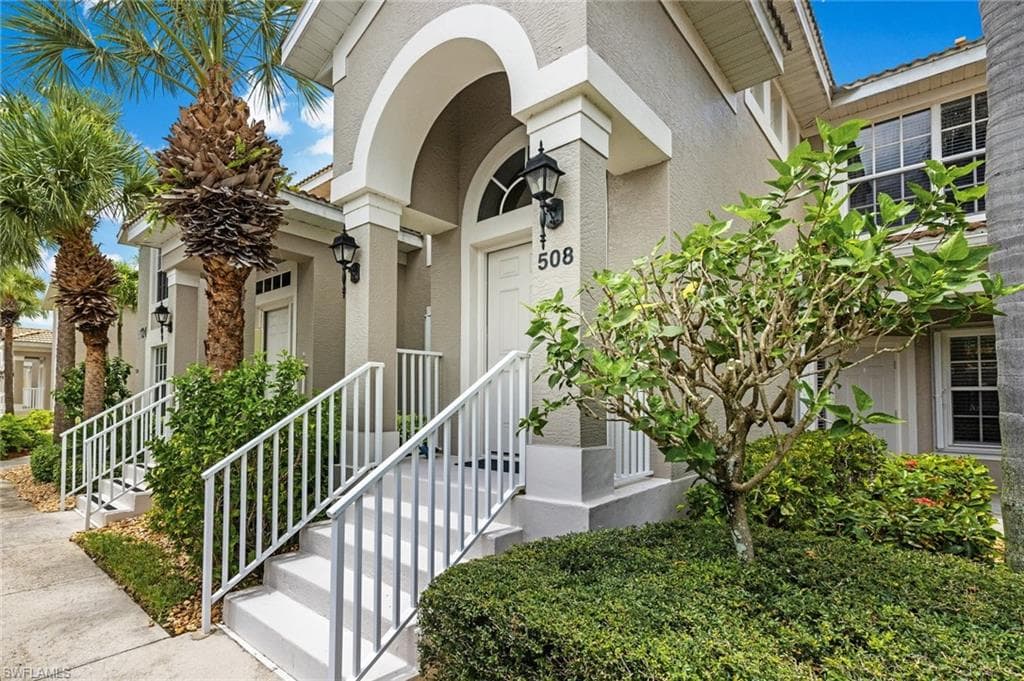 10124 Colonial Country Club BLVD 508 FORT MYERS, FL 33913