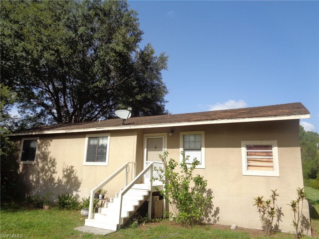 1702 State AVE LEHIGH ACRES, FL 33972