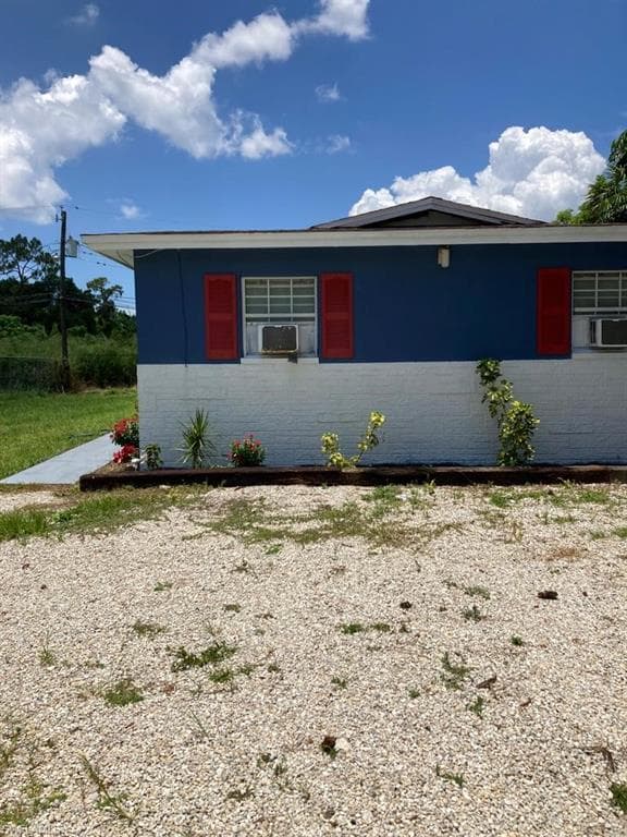 5556-5558 9th AVE 5558 FORT MYERS, FL 33907