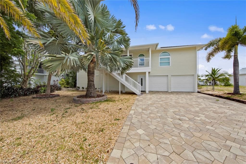 17801/811 Rebecca AVE FORT MYERS BEACH, FL 33931