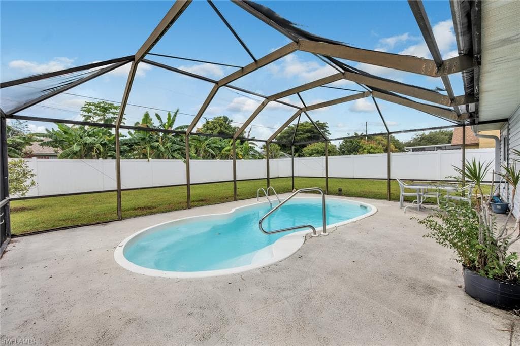 2016 5th TER CAPE CORAL, FL 33909
