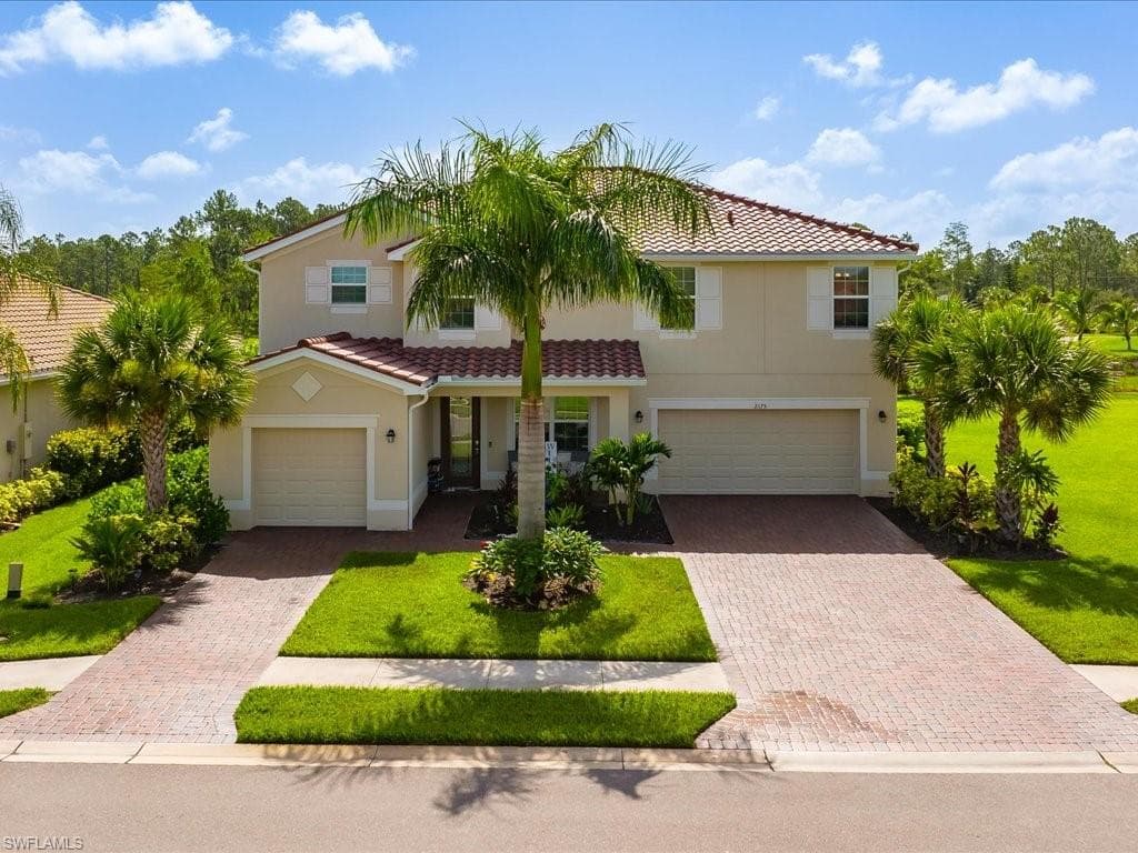2175 Vermont LN NAPLES, FL 34120