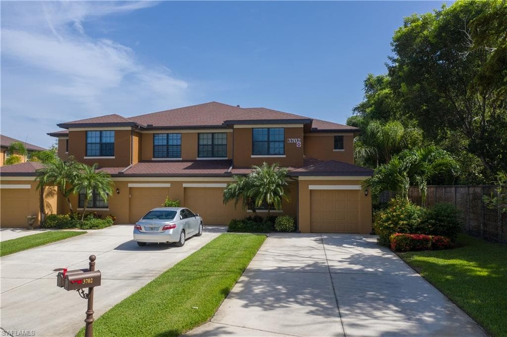 3702 Pino Vista WAY 4 ESTERO, FL 33928