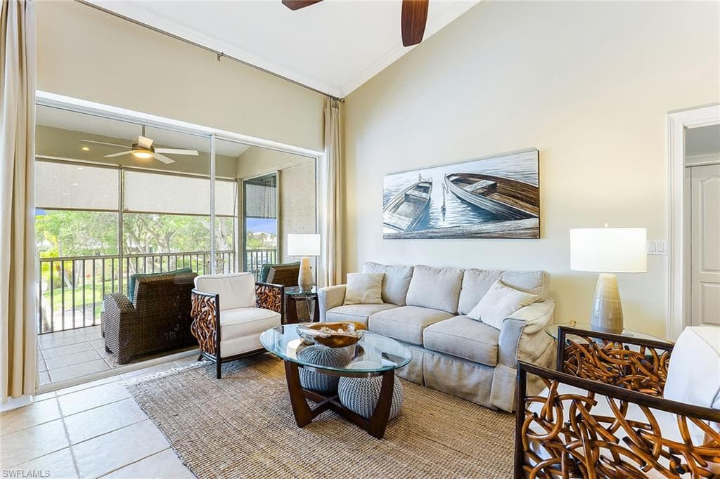 205 Sunrise Cay 205 NAPLES, FL 34114