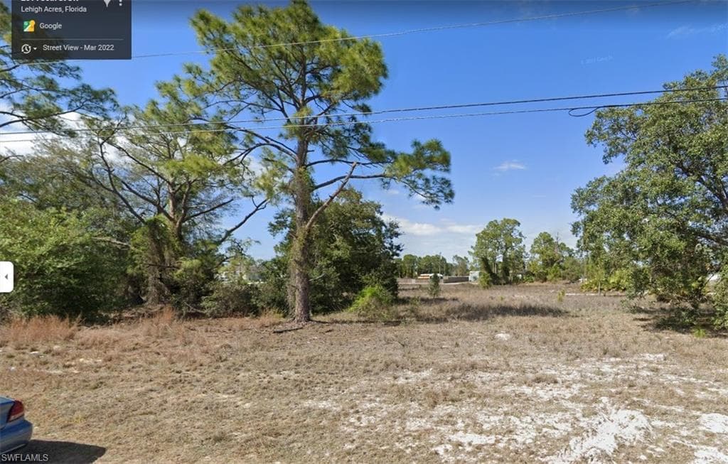 2516 36th ST SW LEHIGH ACRES, FL 33976