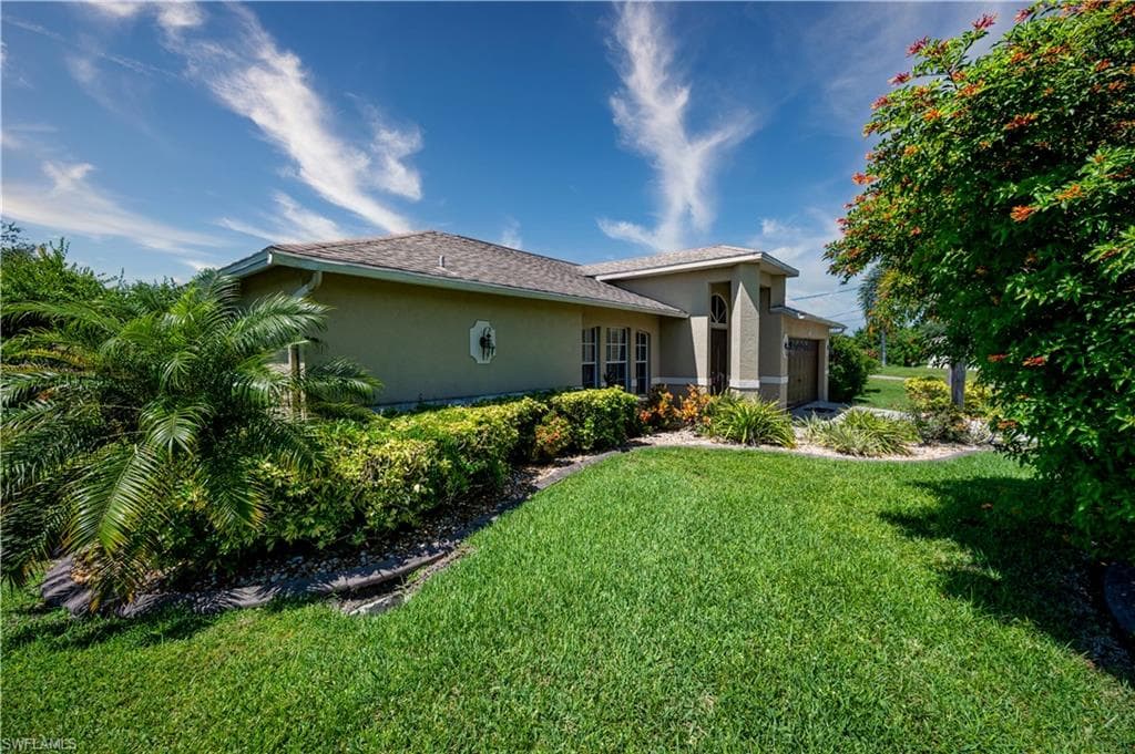 2320 SW 21st ST CAPE CORAL, FL 33991