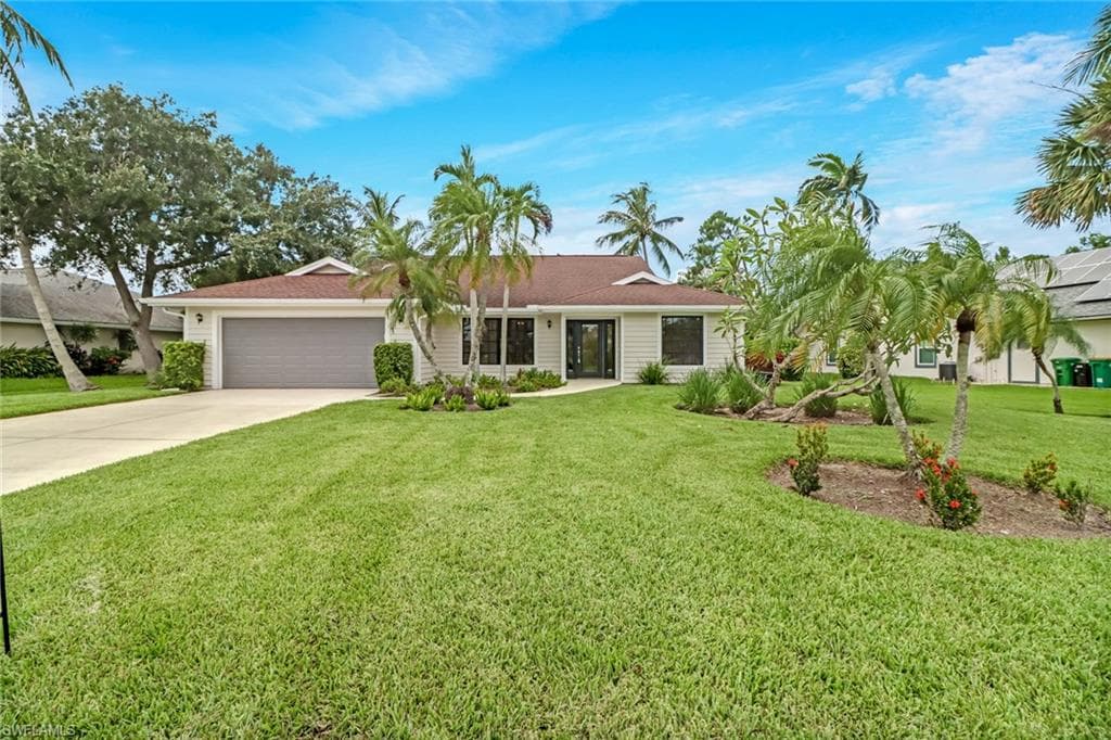 2295 Queens WAY NAPLES, FL 34112