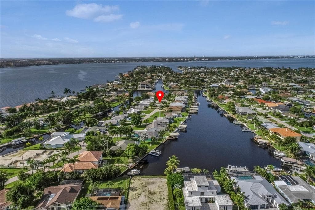 5322 Mikado CT CAPE CORAL, FL 33904