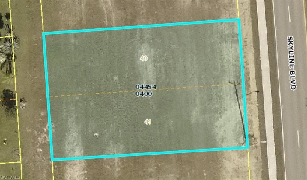 1026 Skyline BLVD CAPE CORAL, FL 33991