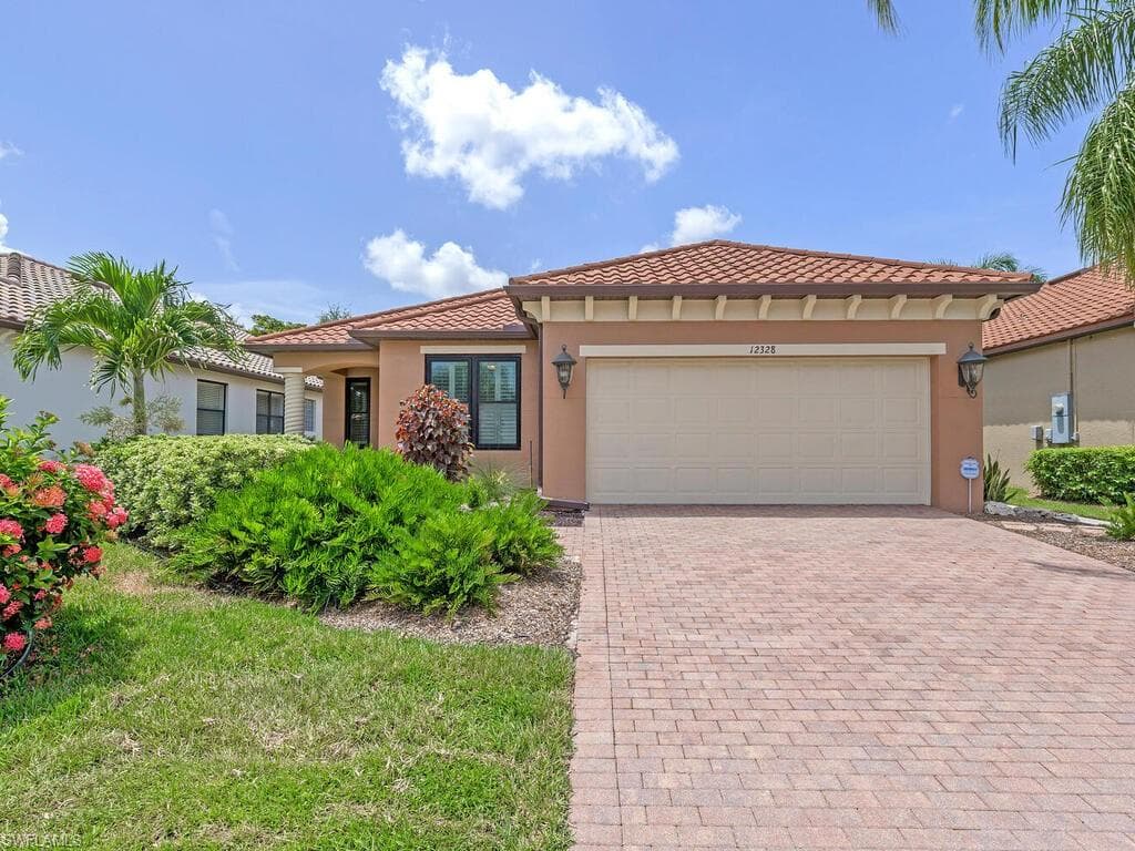 12328 Country Day CIR FORT MYERS, FL 33913