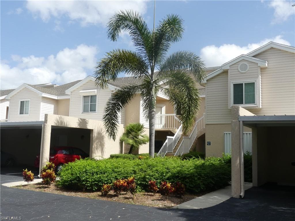 2761 Citrus Lake DR H-102 NAPLES, FL 34109