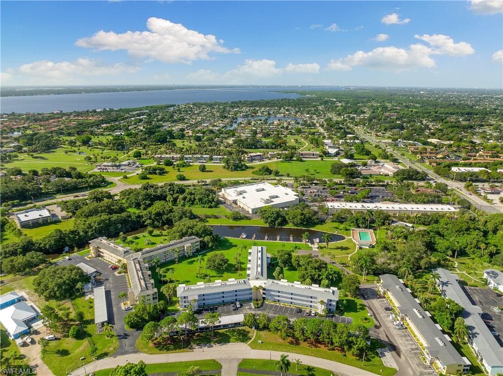 1429 Tropic TER NORTH FORT MYERS, FL 33903